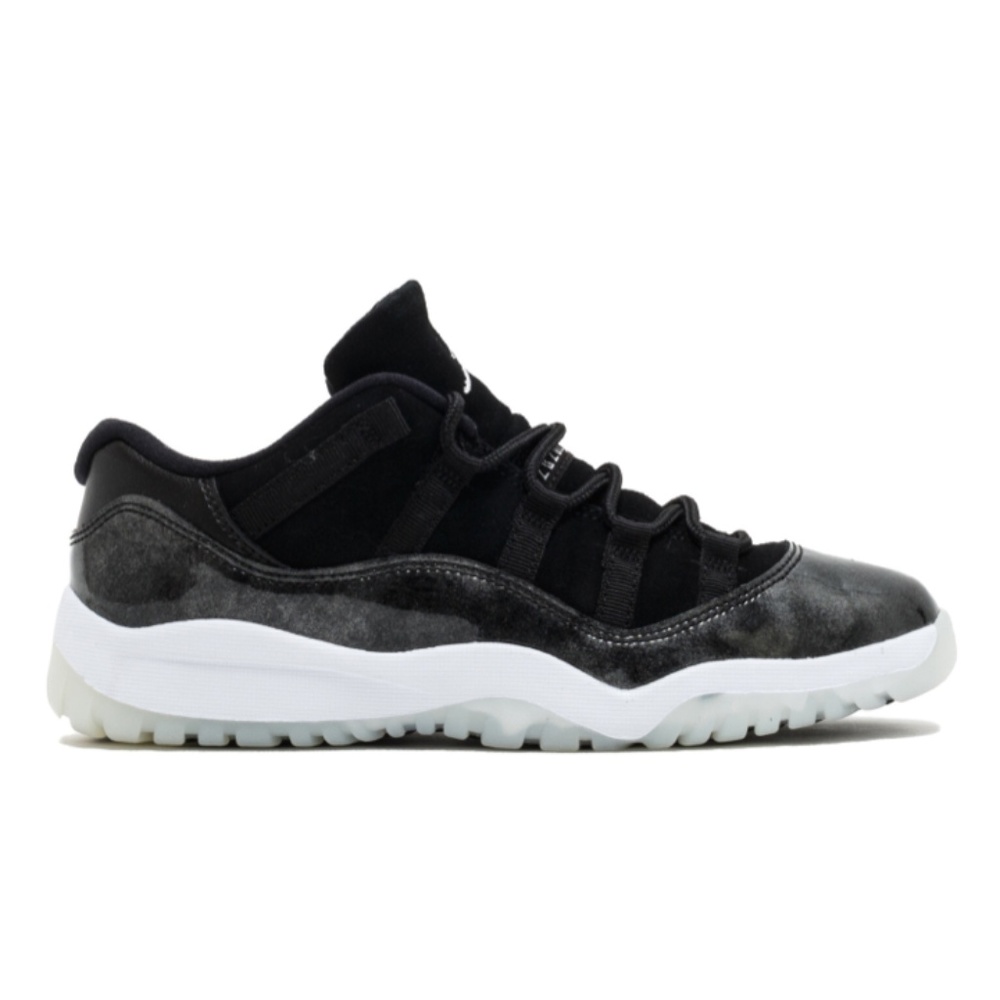 #1042 Boys Nike Jordan 11 Retro Low Sneaker